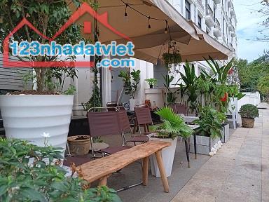 Cho thuê quán cafe và 1 phòng mặt bằng có tolet riêng để ở trong khu đô thị Vinhome Grand - 2