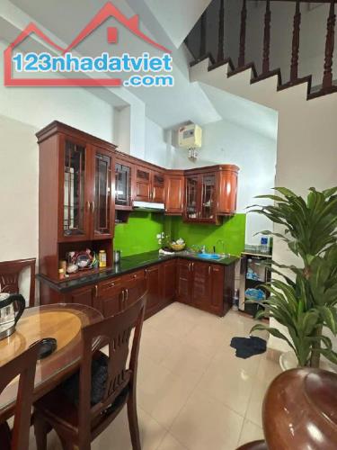 Trung tâm phố Đội Cấn - Diện tích 40M2, 5 Tầng, MT 5M - Giá chỉ 7.85 Tỷ - 1