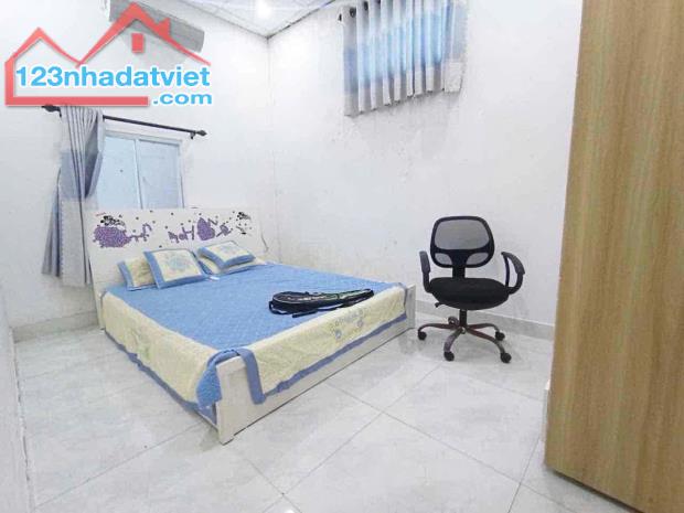 GIÁ SỐC nhà mặt tiền Lương Thế Vinh 3 tầng 60m2 gần cầu rồng chỉ 5.4 tỷ thương lượng