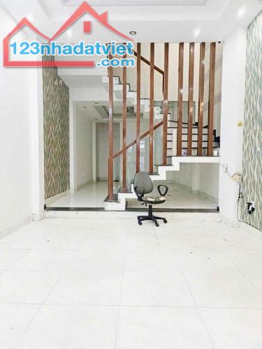 GIÁ SỐC nhà mặt tiền Lương Thế Vinh 3 tầng 60m2 gần cầu rồng chỉ 5.4 tỷ thương lượng - 2