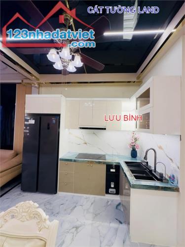 Nhà Cực Đẹp Ni Sư Huỳnh Liên, Tân Bình. 5x11m, 3 Tầng, Tặng Nội Thất, chỉ 4.39 tỷ - 4