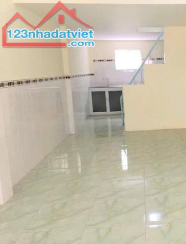 Bán nhà GẦN ĐƯỜNG LỚN VÀ KDC NAM LONG, 42m2, KHU HIỆN HỮU, Huỳnh Tấn Phát, Quận 7. - 2