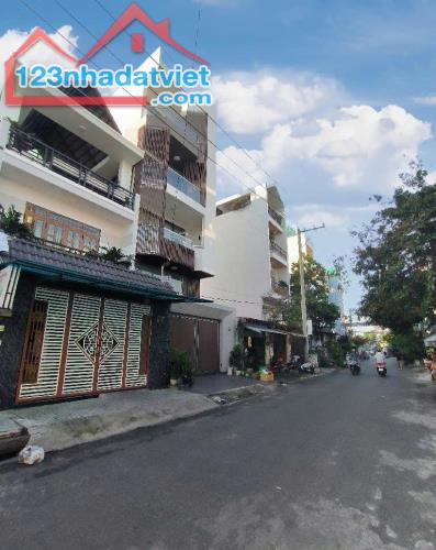 BÁN NHÀ 6 PHÒNG NGỦ, 4 TẦNG, 74M2 TRƯỜNG CHINH, TÂN BÌNH - CHỈ 7.8 TỶ - SỔ HỒNG CHÍNH CHỦ - 2