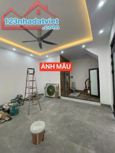 BÁN NHÀ TRẦN CUNG - BẮC TỪ LIÊM | 40M² - 6 TẦNG - THANG MÁY - Ô TÔ ĐỖ CỔNG - 1