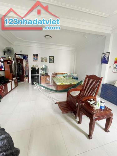 bán nhà hẻm 109 Dương Bá Trạc 5.3x10 nở hậu chỉ 12 tỷ 5 - 2