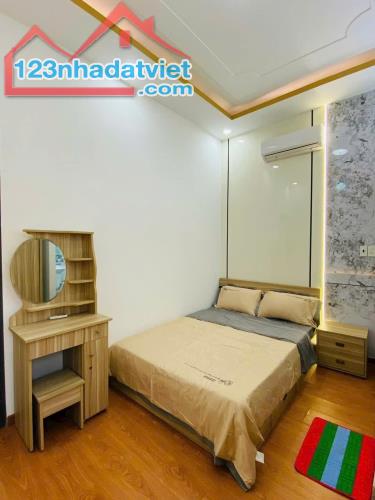 Siêu mẫu mới về, chân dài tới đầu gối, ngay trường, chợ, siêu thị, tiện ích bao la. - 3
