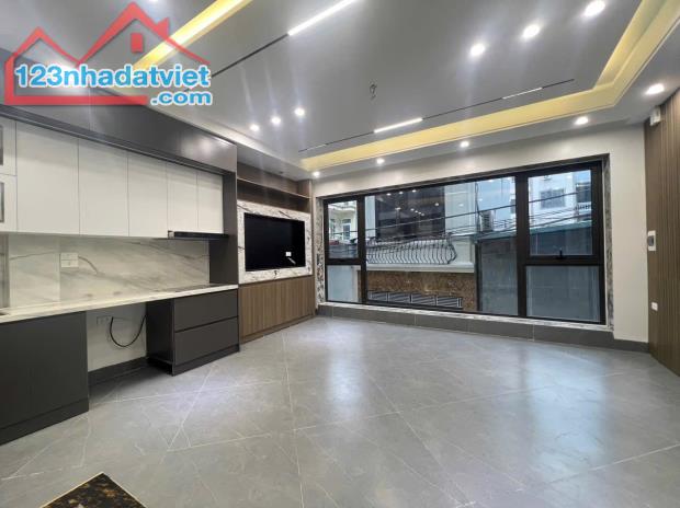 Bán Nhà Phố Trạm Long Biên 41m2 6T Gara, Thang Máy Kinh Doanh Giá 11 Tỷ Có TL - 1