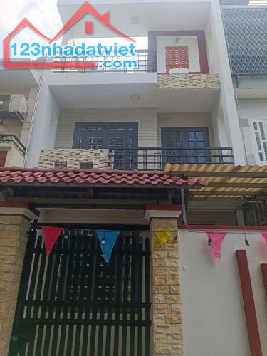 BÁN NHÀ 3 TẦNG - HẺM Ô TÔ TRÁNH - ĐƯỜNG PHÚ CHÂU - TP THỦ ĐỨC - 1