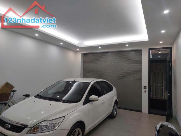 PHÂN LÔ HOÀNG QUỐC VIỆT, VỈA HÈ, ÔTÔ TRÁNH, KINH DOANH, DT 58M2, 2 THOÁNG, HƠN 16 TỶ