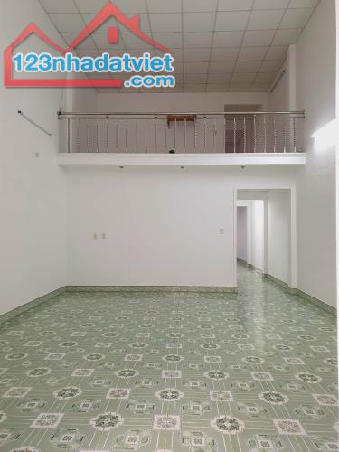 Bán nhà mặt tiền Phú Lộc 14, DT 80m2 hướng Đông Nam, giá chỉ 3,8 tỷ