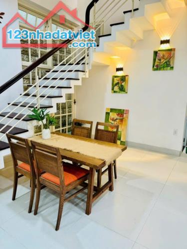 Nhà có sân 🚘 Hoàng Diệu, Hải Châu nhỉnh 5.4x tỷ - 1