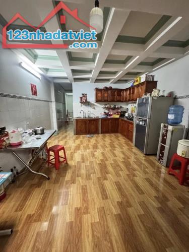 Mặt tiền Bến Bình Đông 4.5x20 chỉ 15 tỷ 7 - 1