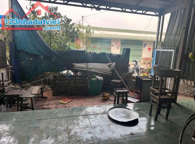💥 Gấp lắm rồi,bán đất tặng kèm căn nhà cũ ở Xuân Thới Thượng,Hóc Môn giá 650Tr,Sổ Riêng - 3