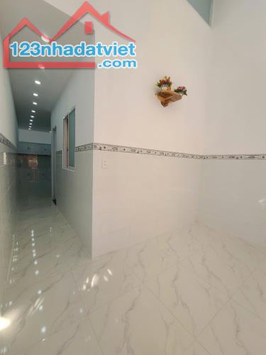 Bán nhà Trường Trinh - Quận 12 - sát Gò Vấp - Tân Phú. 💥43m2 chỉ 4tỷ còn Thương lượng. Nh - 3