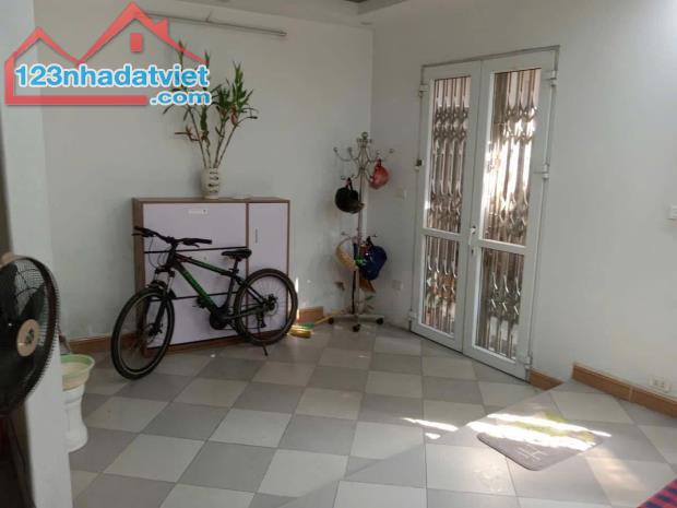 Bán căn hộ No10a Sài Đông . Dt 68m giá 3,1 tỷ nhà mới đẹp + full nội thất - 3