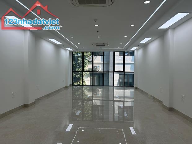 SIÊU VIP- TOÀ VĂN PHÒNG ĐỘI CẤN - 160m2- 8 TẦNG- 8M MẶT TIỀN- 100 TỶ - 2