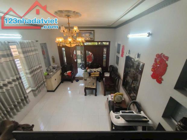 LÔ GÓC 2 MẶT HẺM, HXH QUAY ĐẦU, TRƯỜNG THỌ THỦ ĐỨC, DT 4*17, CHỈ 5.X TỶ - 1