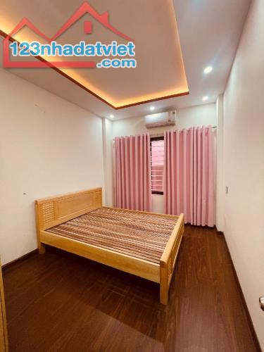 HIẾM ! Cầu Giấy NHÀ ĐẸP Ở NGAY, DÂN XÂY, NGÕ NÔNG, Ở - THUÊ ĐỈNH - 7 TỶ HƠN. - 2