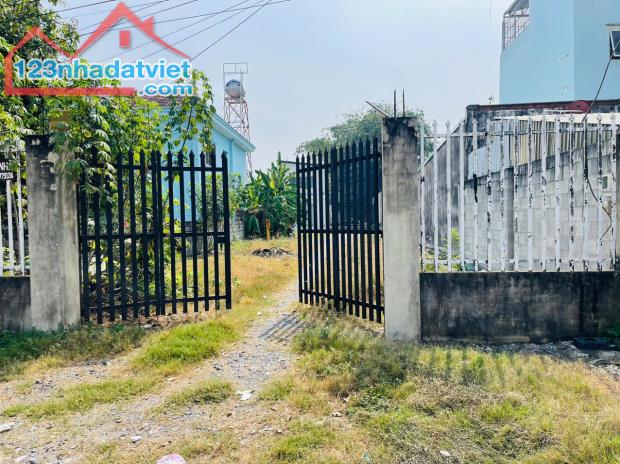 Đất mặt tiền Lê Thị Diệt xã Tân An Hội, Diện tích 250m2, Sổ hồng riêng