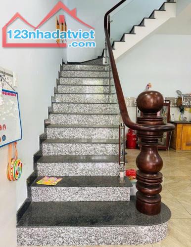 ĐƯỜNG XE TẢI, LINH XUÂN 3 TẦNG. 159M. NGANG 6.8M Ở VÀ KINH DOANH ĐỀU TỐT, CÓ DÒNG TIỀN. - 1