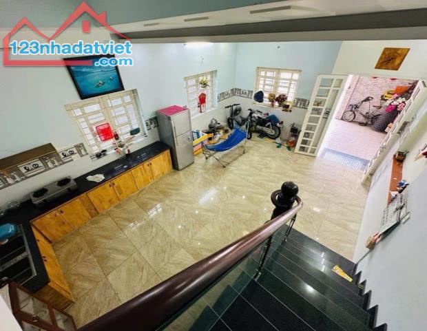 ĐƯỜNG XE TẢI, LINH XUÂN 3 TẦNG. 159M. NGANG 6.8M Ở VÀ KINH DOANH ĐỀU TỐT, CÓ DÒNG TIỀN. - 2