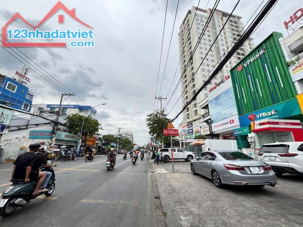 NHÀ ĐẸP GIÁ TỐT BÌNH THỌ, THỦ ĐỨC - GIÁ CHỈ 4,9 TỶ! - 2