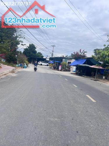 ĐẤT Ở P.CAM NGHĨA, CAM RANH - 221M2,Có thổ cư- GIÁ HỜ 1.8 TỶ - Gần Dự An Vin - 2