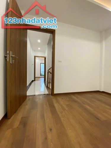 Bán nhà cạnh UB xã Kim Chung, Hoài Đức. Đơn lập 43m2 xây 5 tầng, ngõ thoáng gần Chợ Trường - 2