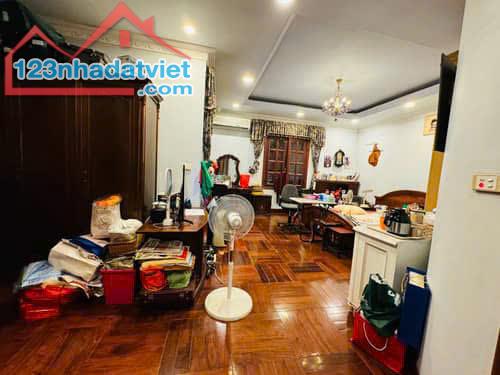Bán nhà Phường Mai Dịch – Phân Lô – Vỉa hè – Lô góc – Ô tô tránh – 150m2 – 5 Tầng – 40 tỷ - 1