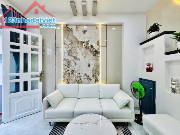 HẺM XE HƠI - LÔ GÓC KHÔNG CẮT HÔNG - 3T FULL NỘI THẤT SỊN SÒ - KINH DOANH NGON - 2