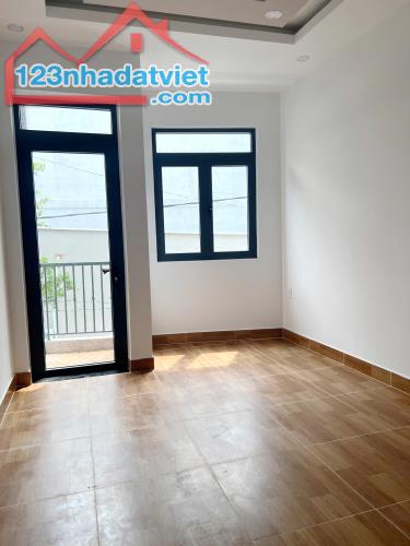 Nhà mới 4 tầng hẻm thẳng đường Bùi Minh Trực P5Q8. 4.8 tỷ - 1