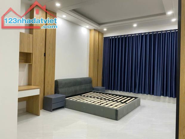 Chủ nhiệt bán gấp mặt tiền kinh doanh Nguyễn Kiệm – Phú Nhuận – 4.5x15.6m- Giá 12.4Tỷ - 4