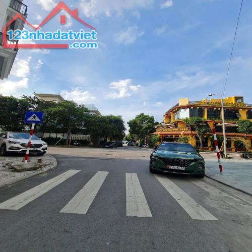 Cho thuê Shophouse Thuận An Central Lake 90m2 5 tầng. Đã hoàn thiện. Lh 0989894845 - 2