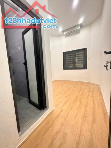 Chỉ Nhỉnh 4 Tỷ- gần phố- nhiều tiện ích- 22m2-4 tầng - 1