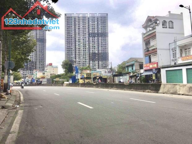 Bán nhà MẶT TIỀN KINH DOANH Phạm Văn Đồng Linh Trung Thủ Đức, 165m2, 10tỷ xxx