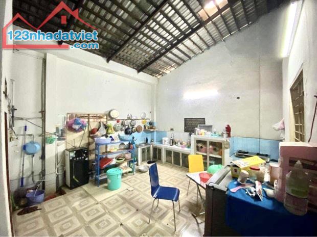 Bán nhà MẶT TIỀN KINH DOANH Phạm Văn Đồng Linh Trung Thủ Đức, 165m2, 10tỷ xxx - 3
