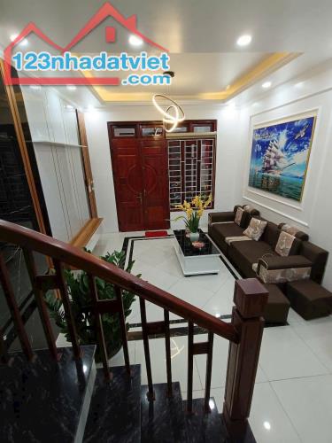 Bán nhà Bát Khối - Long Biên. Gần dự án cầu Trần Hưng Đạo. Ngõ nông, 30m x 5T. - 1
