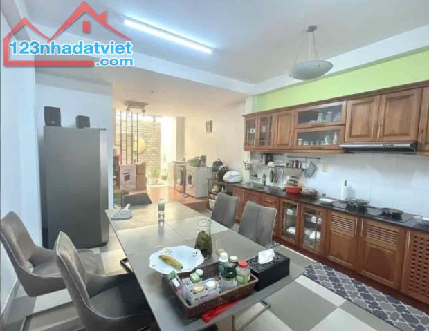 ✨✨ NHÀ MỚI ĐẸP QUẬN 10 - GIÁP QUẬN 3 - NGAY ĐƯỜNG TÔ HIẾN THÀNH - HẺM XE HƠI THÔNG - NGANG - 1