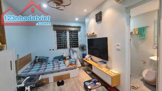 Cần Bán 1 Căn Cực Đẹp Nằm Trong Mặt Ngõ Phố Yên Lãng,Chủ Nhà Cần Bán Gấp Để Chuyển Nhà Mới - 1