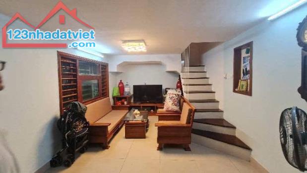 Cần Bán 1 Căn Cực Đẹp Nằm Trong Mặt Ngõ Phố Yên Lãng,Chủ Nhà Cần Bán Gấp Để Chuyển Nhà Mới - 4