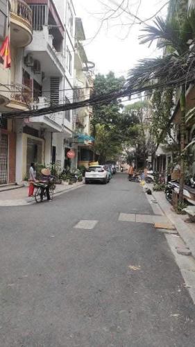 PHỐ TÂY SƠN - ĐỐNG ĐA - PHÂN LÔ Ô TÔ TRÁNH Ô TÔ VÀO NHÀ - KINH DOANH.