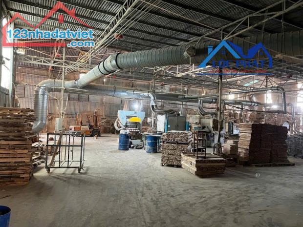 Cho thuê xưởng gỗ Biên Hòa 2000m2 và toàn bộ máy móc làm gỗ