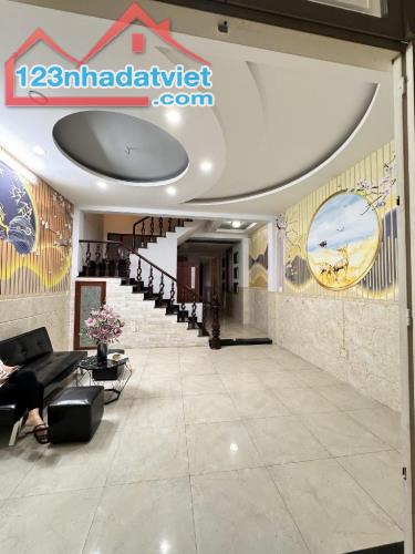 Bán Nhà Ngay CV Làng Hoa, 2 Tầng, Btct,124m2( 5.1 x 25m) 5Pn, Nguyễn Văn Khối Gò Vấp Chỉ 8