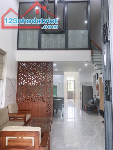 BÁN BIỆT THỰ  GẦN BIỂN 1,5 TẦNG – MẶT TIỀN ĐƯỜNG HÒA MINH 19, DT 170M2, GIÁ CHỈ 7,9TY