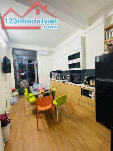 Bán Nhà Ông Ích Khiêm 57m2 4 tầng 13 tỷ 3 - Hiếm - Phân Lô Vip Ba Đình - Vài bước ra phố - - 1
