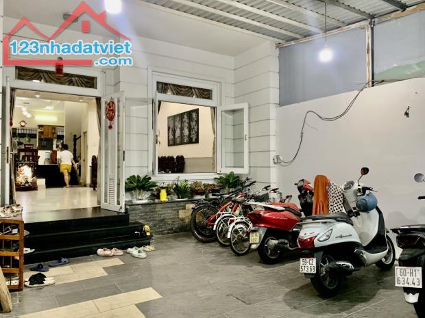 5x24m KDC Nam Long Q7 - 4 tầng mới đẹp - view công viên - giá 16.79 tỷ - 1
