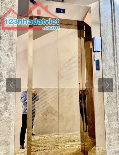 Mặt tiền KD Âu Dương Lân, P.3, Q.8, DT: 150m2, Bốn tầng thang máy, giảm 1 tỷ 5 còn 24 tỷ 2 - 2