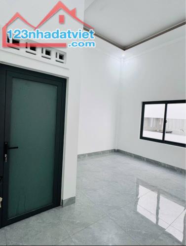 Nhà mới hẻm 240 Nguyễn Chí Thanh - 3