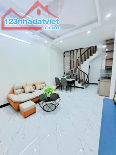 Bán nhà 5 tầng 32m², 5.1 tỷ, Nguyễn Khoái - Hoàng Mai, Sổ đỏ chính chủ - 1