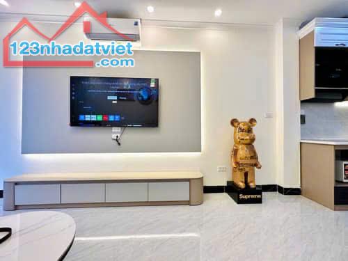 NHÀ ĐẸP MẶT NGÕ Ô TÔ ĐỖ CỬA PHỐ LĨNH NAM 5 TẦNG GIÁ NHỈNH 6 TỶ